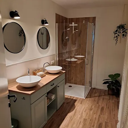 شقة Haus Am Schloss